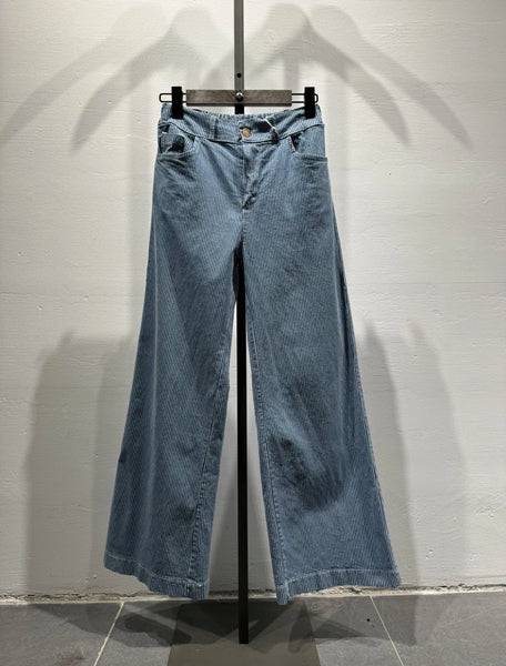 Pantalon Evasé à Fines Rayures
