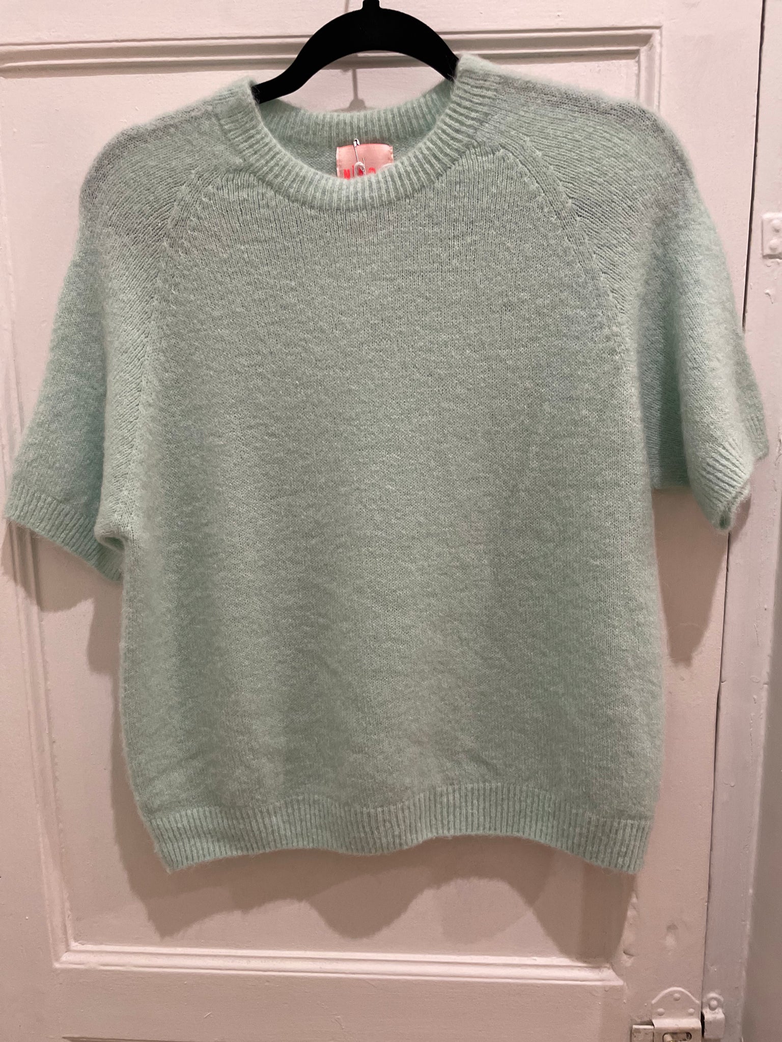 Pull Angela Manches Courtes