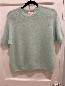 Pull Angela Manches Courtes