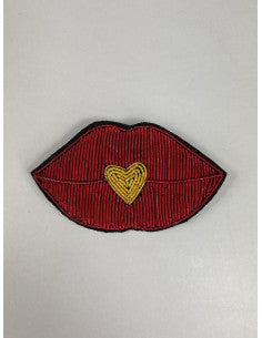 Broches Brodées