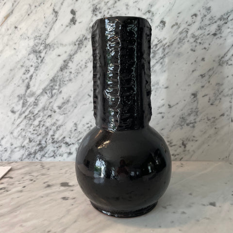 Vase noir émaillé